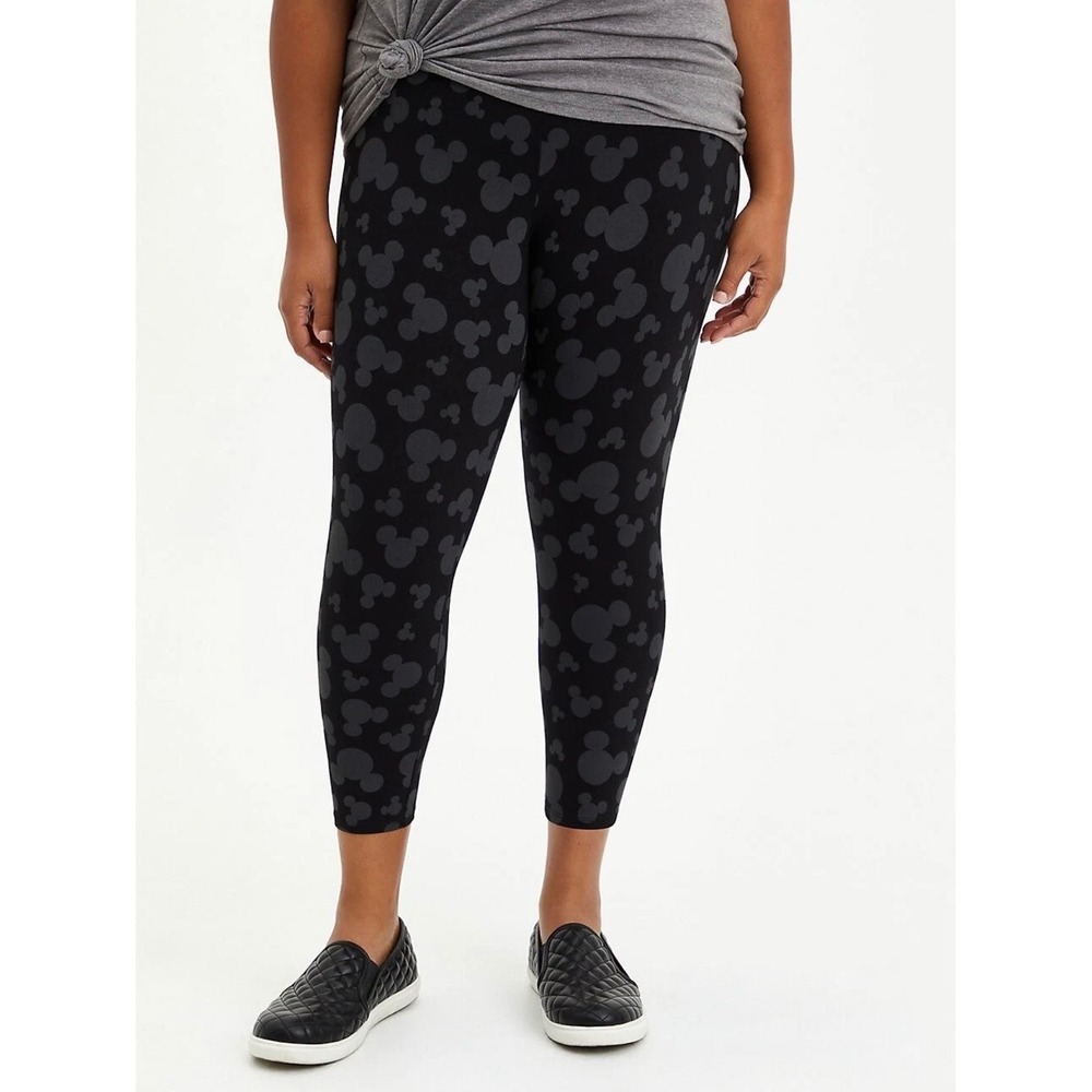 NWT Torrid X Disney Mickey Mouse All Over Print Cropped Leggings 2X Black